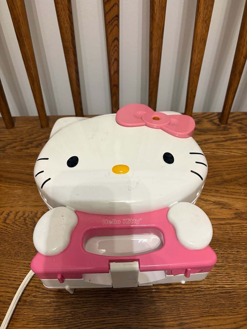 Hello Kitty Waffle Maker KT5221 Pink White 4 Shapes